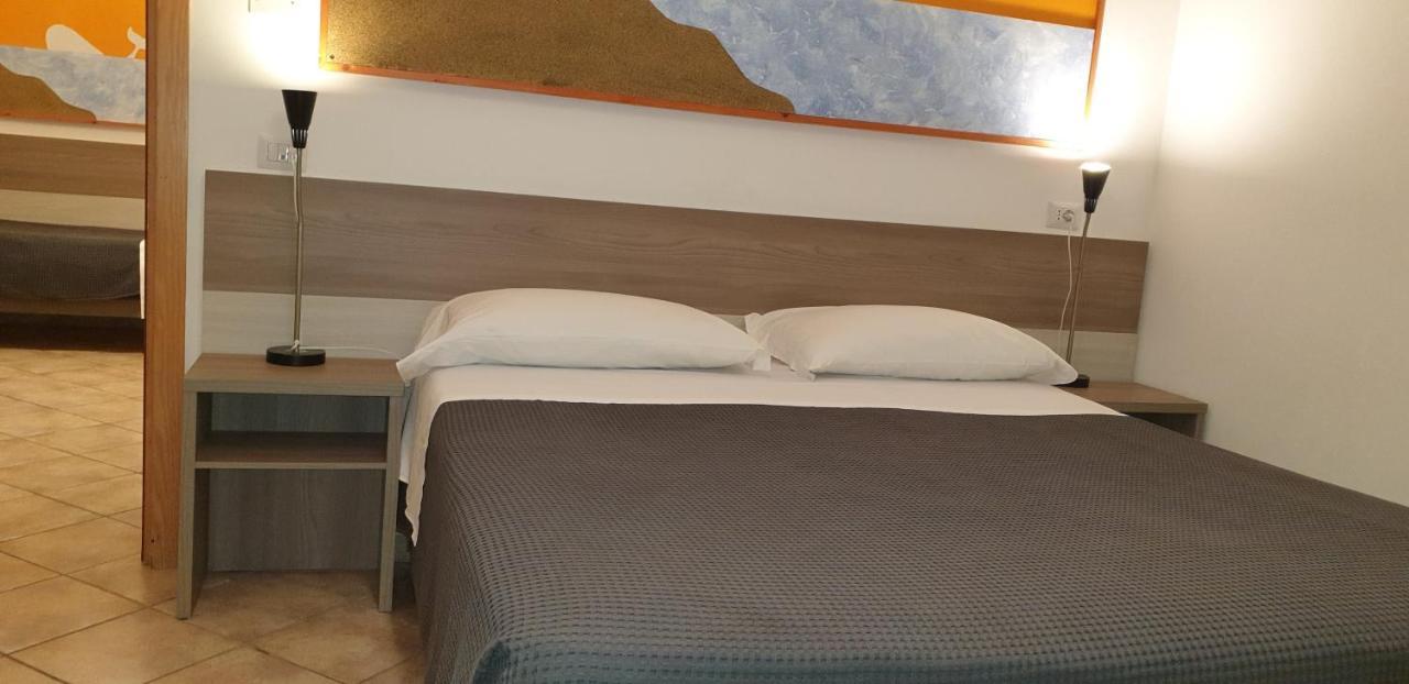 Hotel Corallo Фреджене Екстериор снимка