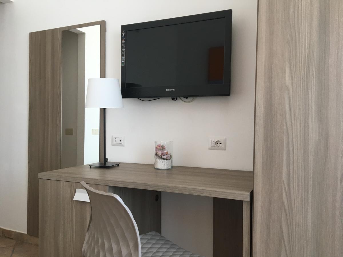 Hotel Corallo Фреджене Екстериор снимка