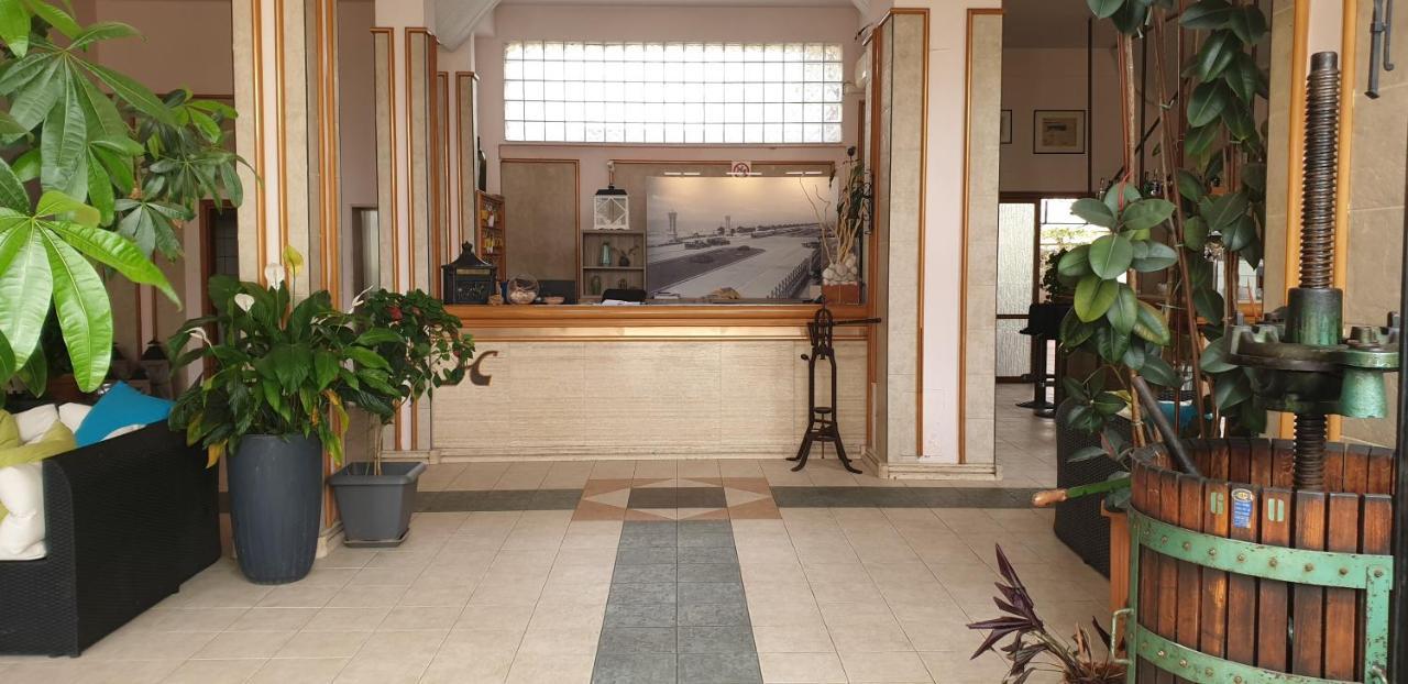 Hotel Corallo Фреджене Екстериор снимка
